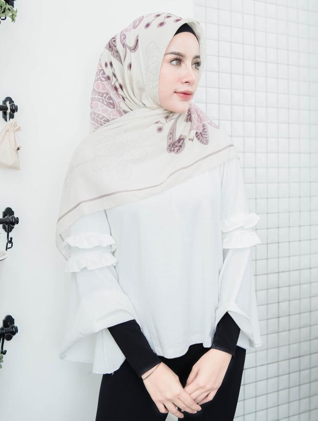 Gayatri Gading