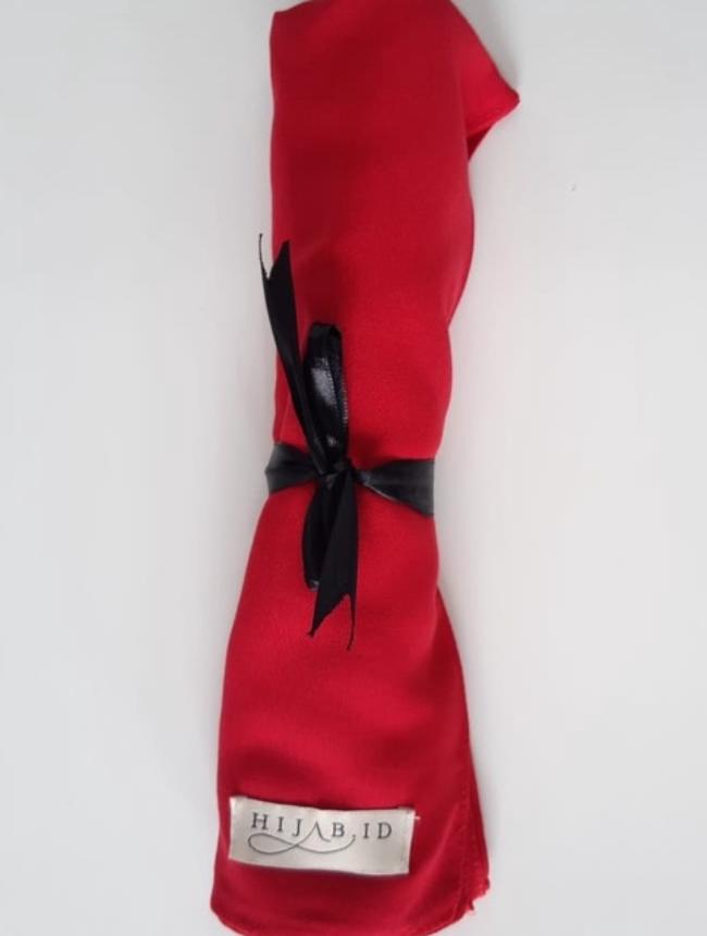 Voal Plain Red