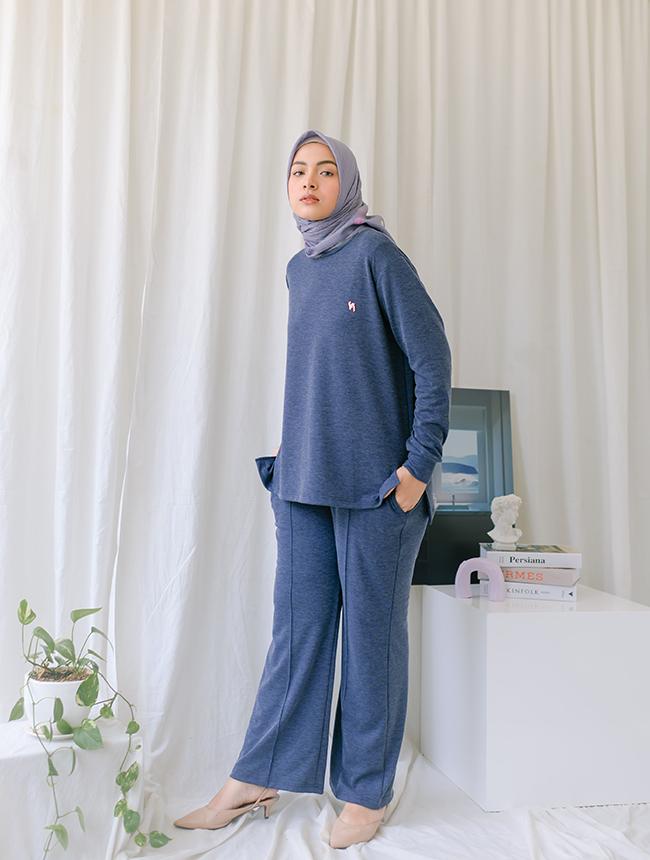 Camilla Collection Navy