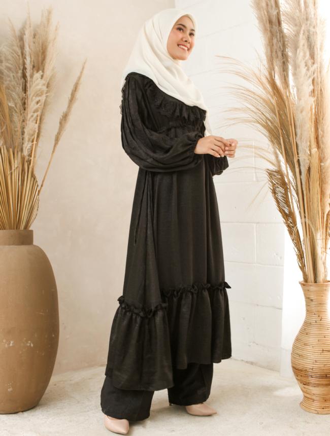 Dira Long Tunic Black